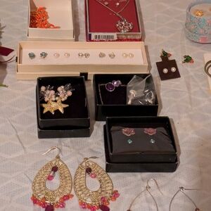 Elegant Gold and Pink Dangle Earrings